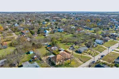 842 Kimbro Street, Taylor, TX 76574 - Photo 11