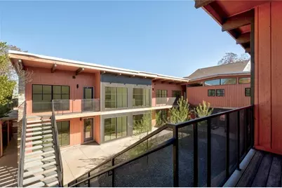 400 E 30th Street #204, Austin, TX 78705 - Photo 19