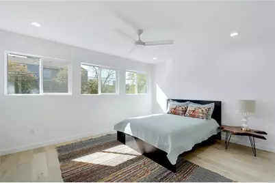 400 E 30th Street #204, Austin, TX 78705 - Photo 7