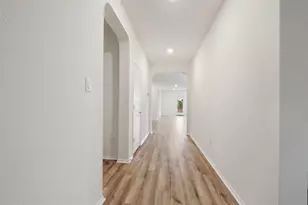 100 Jarbridge Dr, Kyle, TX 78640 - Photo 3