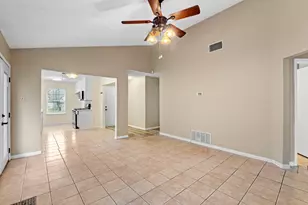 1809 Golden Pheasant Dr, Austin, TX 78758 - Photo 9