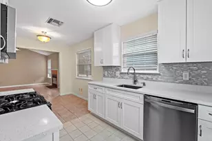 1809 Golden Pheasant Dr, Austin, TX 78758 - Photo 5