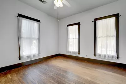 304 Olive Street, Smithville, TX 78957 - Photo 19