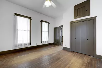 304 Olive Street, Smithville, TX 78957 - Photo 15