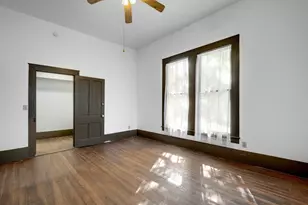 304 Olive St, Smithville, TX 78957 - Photo 21