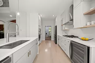 708 Rolling Brook Ln, Cedar Park, TX 78613 - Photo 11