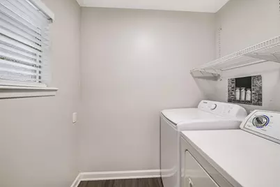 6809 Hanover Lane, Austin, TX 78723 - Photo 15