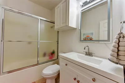 109 Vista Oaks Drive, Dripping Springs, TX 78620 - Photo 23