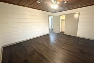 107 Elm Ave, Rockdale, TX 76567 - Photo 5