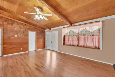 320 Pope Bend S, Cedar Creek, TX 78612 - Photo 13