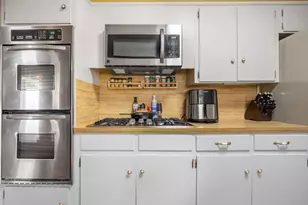 3206 Silverleaf Dr, Austin, TX 78757 - Photo 15