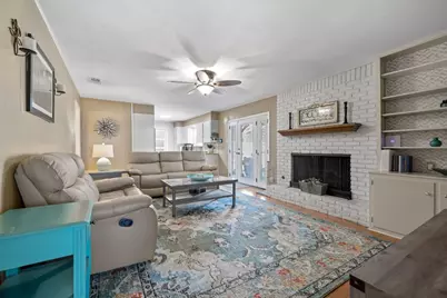 3206 Silverleaf Drive, Austin, TX 78757 - Photo 5