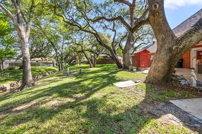 119 Creek Bend Lane, Columbus, TX 78934 - Photo 23