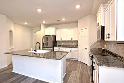 112 Taggart Trail, Jarrell, TX 76537 - Photo 11