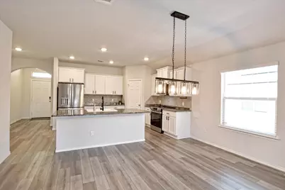 112 Taggart Trail, Jarrell, TX 76537 - Photo 7