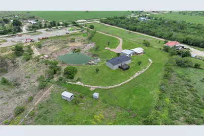 480 Holz Road, Niederwald, TX 78640 - Photo 9