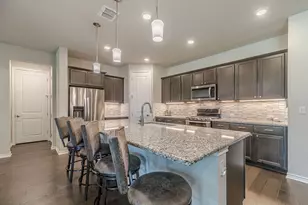 318 Dancing Oak Ln, San Marcos, TX 78666 - Photo 13