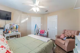 105 Lignite Dr, Jarrell, TX 76537 - Photo 17