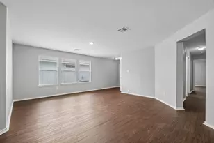 610 Lavaca Loop, Elgin, TX 78621 - Photo 7