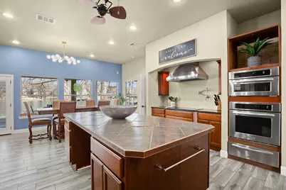 1317 E Zipp Road, New Braunfels, TX 78130 - Photo 5