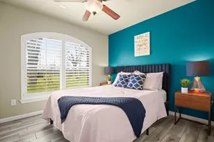 1317 E Zipp Rd, New Braunfels, TX 78130 - Photo 15