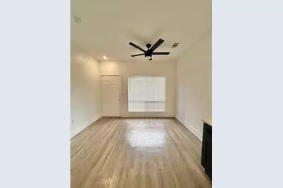 2210 Pearl Street #202, Austin, TX 78705 - Photo 3