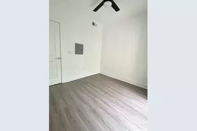 2210 Pearl Street #202, Austin, TX 78705 - Photo 15