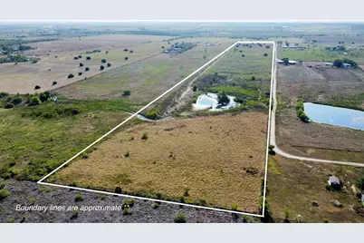 14024 Graef Road, Creedmoor, TX 78610 - Photo 9