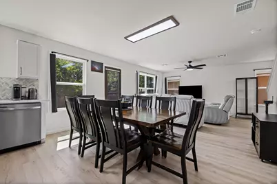 7115 Thannas Way, Austin, TX 78744 - Photo 9
