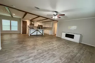 126 Castellana Wy, Elgin, TX 78621 - Photo 7