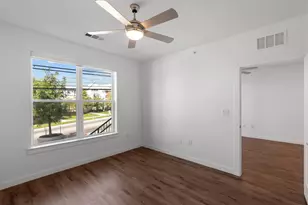 4801 Springdale Rd, Austin, TX 78723 - Photo 13