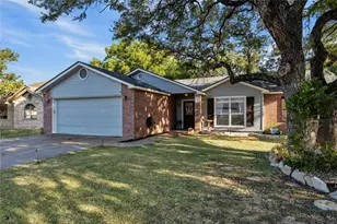 307 Fox Crossing, Burnet, TX 78611 - Photo 3