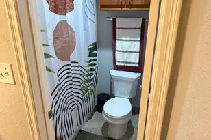 7685 Northcross Dr, Austin, TX 78757 - Photo 9