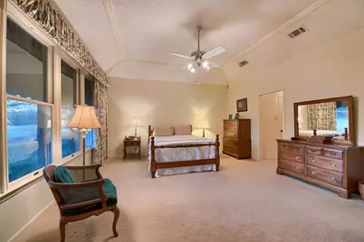 10904 Legends Lane, Austin, TX 78747 - Photo 25