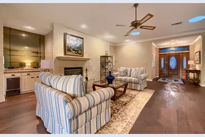 10904 Legends Lane, Austin, TX 78747 - Photo 21