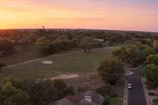 10904 Legends Ln, Austin, TX 78747 - Photo 35