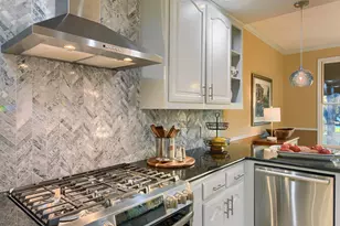 10904 Legends Ln, Austin, TX 78747 - Photo 11