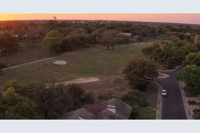 10904 Legends Lane, Austin, TX 78747 - Photo 37