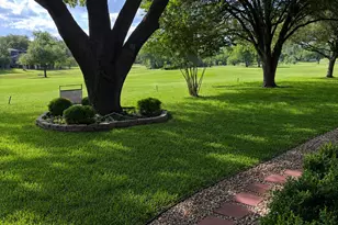 10904 Legends Ln, Austin, TX 78747 - Photo 35