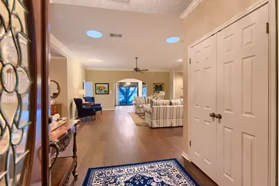 10904 Legends Lane, Austin, TX 78747 - Photo 7