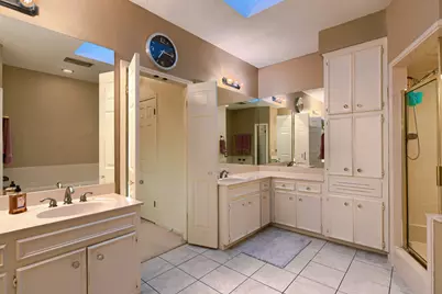 10904 Legends Lane, Austin, TX 78747 - Photo 27