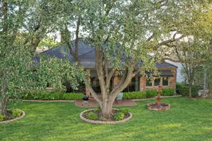 10904 Legends Ln, Austin, TX 78747 - Photo 1