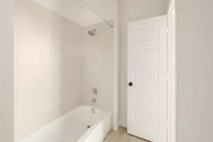 413 Drawbridge Dr, Georgetown, TX 78633 - Photo 25