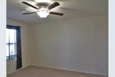 400 Major Lee Lane #3H, Jarrell, TX 76537 - Photo 15
