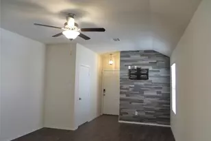 400 Major Lee Ln, Jarrell, TX 76537 - Photo 5