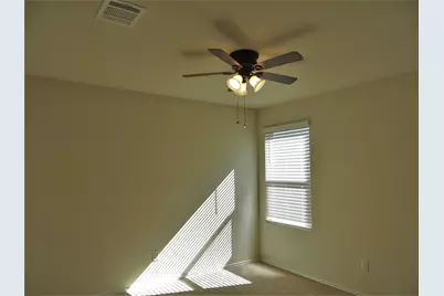 400 Major Lee Lane #3H, Jarrell, TX 76537 - Photo 9