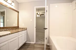 400 Ashbury Dr, Leander, TX 78641 - Photo 21