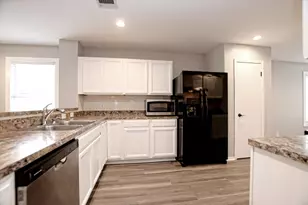 400 Ashbury Dr, Leander, TX 78641 - Photo 7