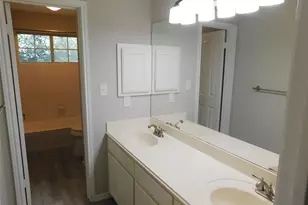30003 Oakland Hills Dr, Georgetown, TX 78628 - Photo 23