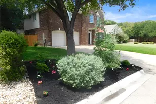 30003 Oakland Hills Dr, Georgetown, TX 78628 - Photo 3